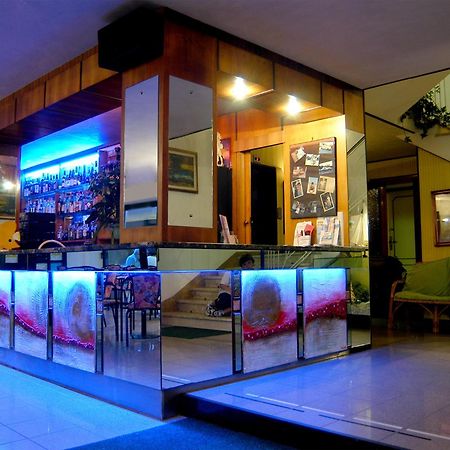 Hotel Continental Bellaria-Igea Marina Zewnętrze zdjęcie
