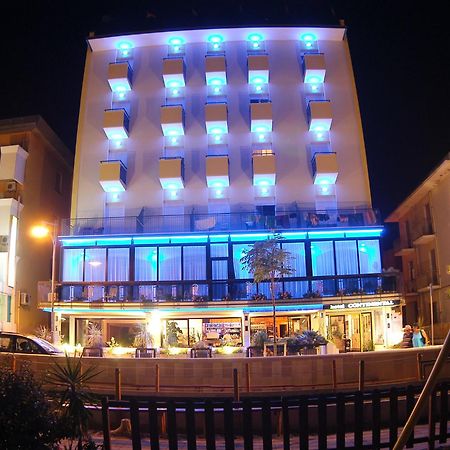 Hotel Continental Bellaria-Igea Marina Zewnętrze zdjęcie