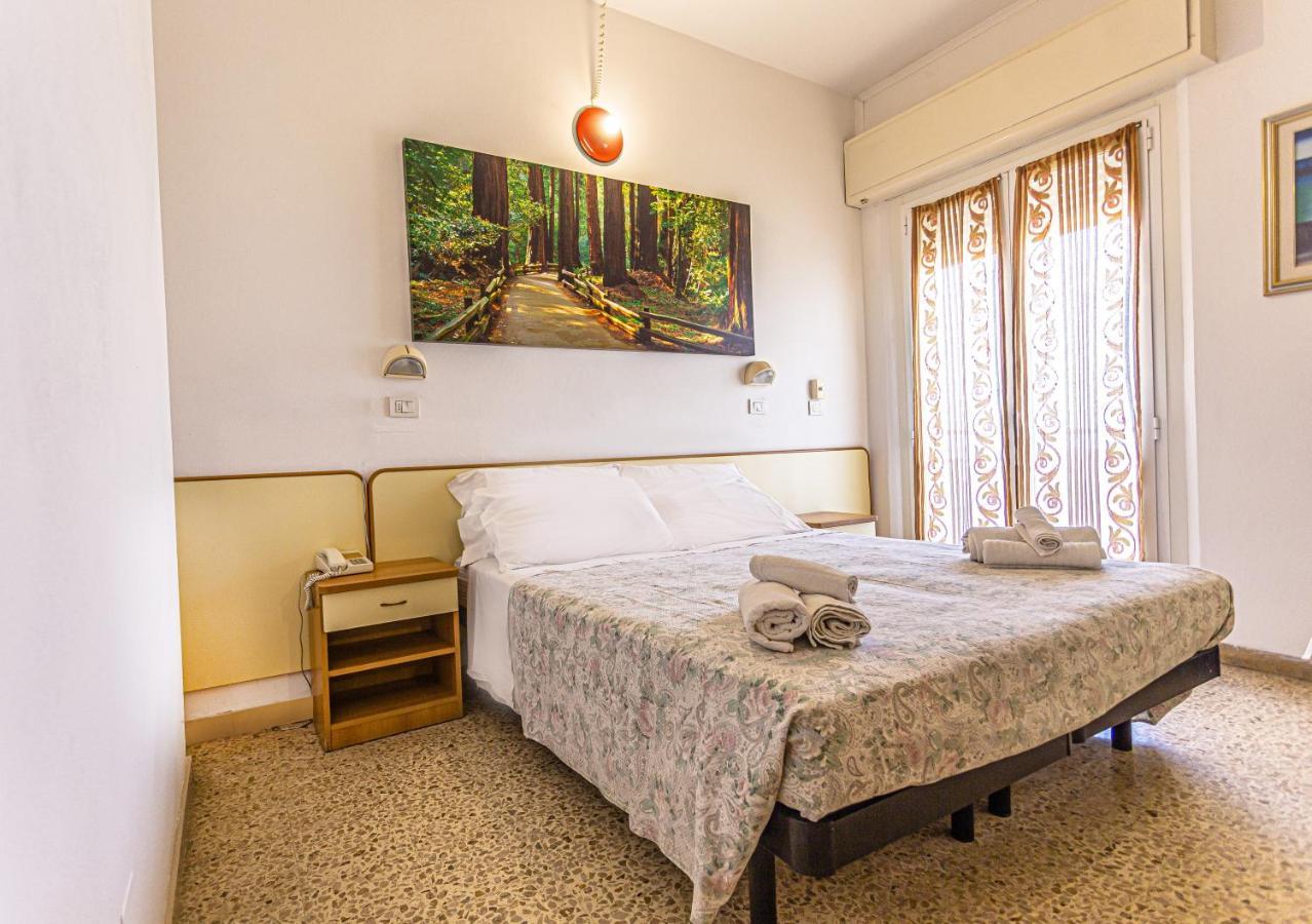 Hotel Continental Bellaria-Igea Marina Zewnętrze zdjęcie